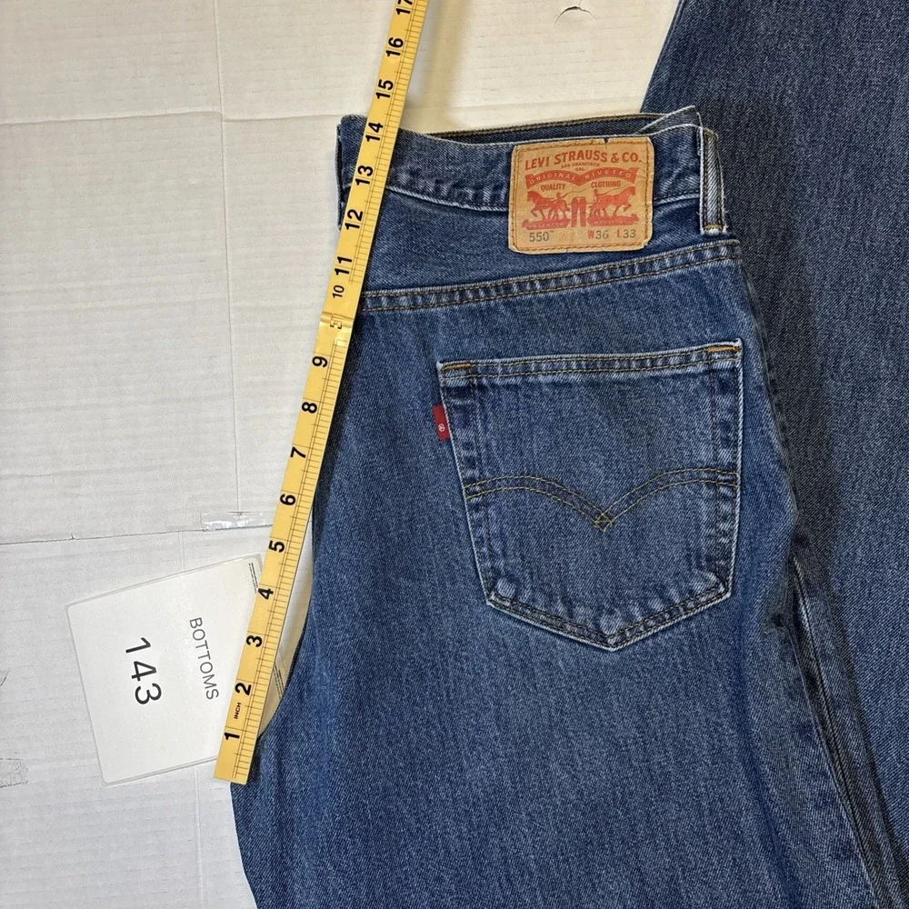 Levis levi 550